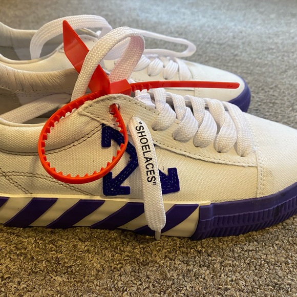 Off- White Violet Vulcanized Sneakers - Picture 5 of 6